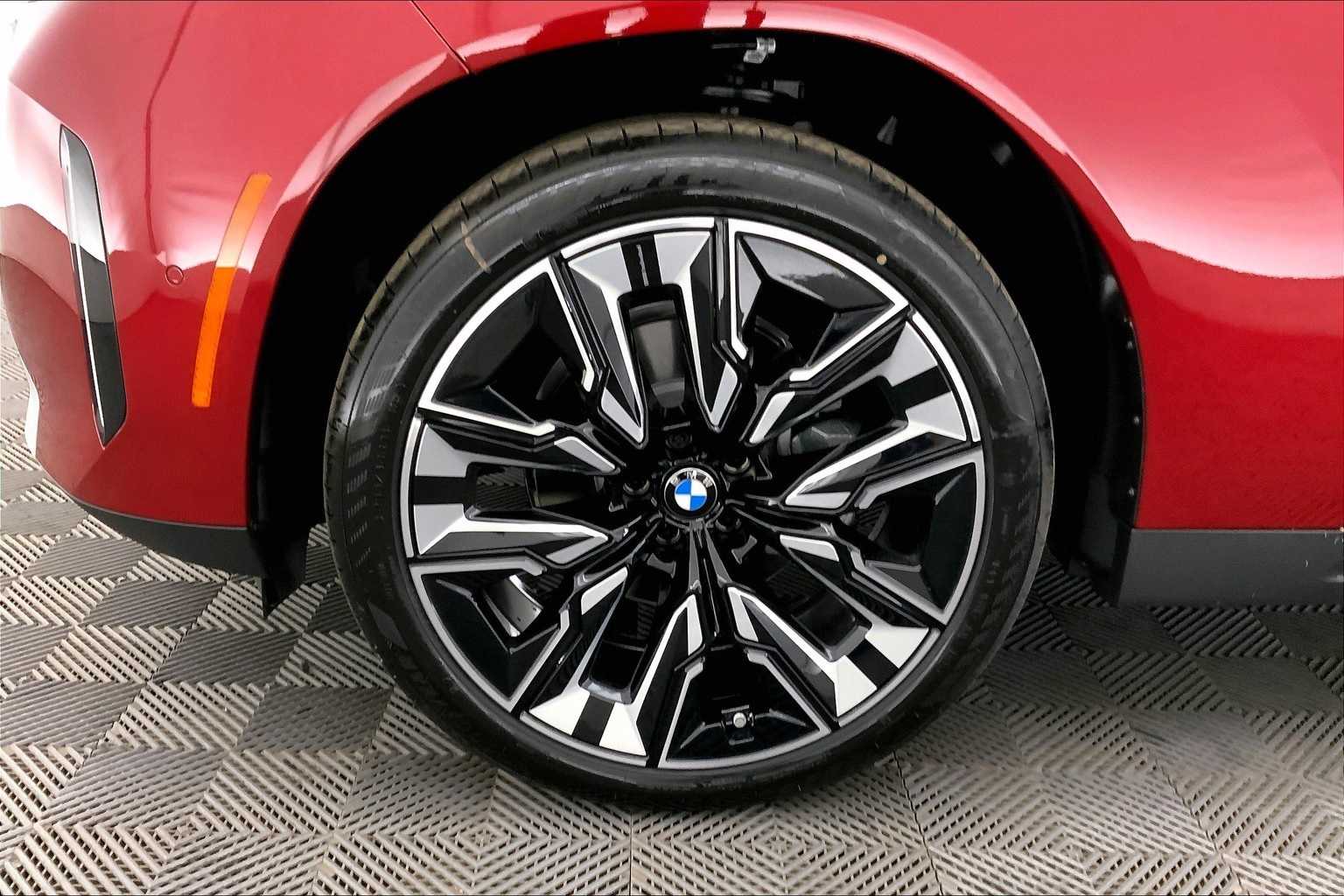 Thumbnail: 2025 BMW X3 - 8