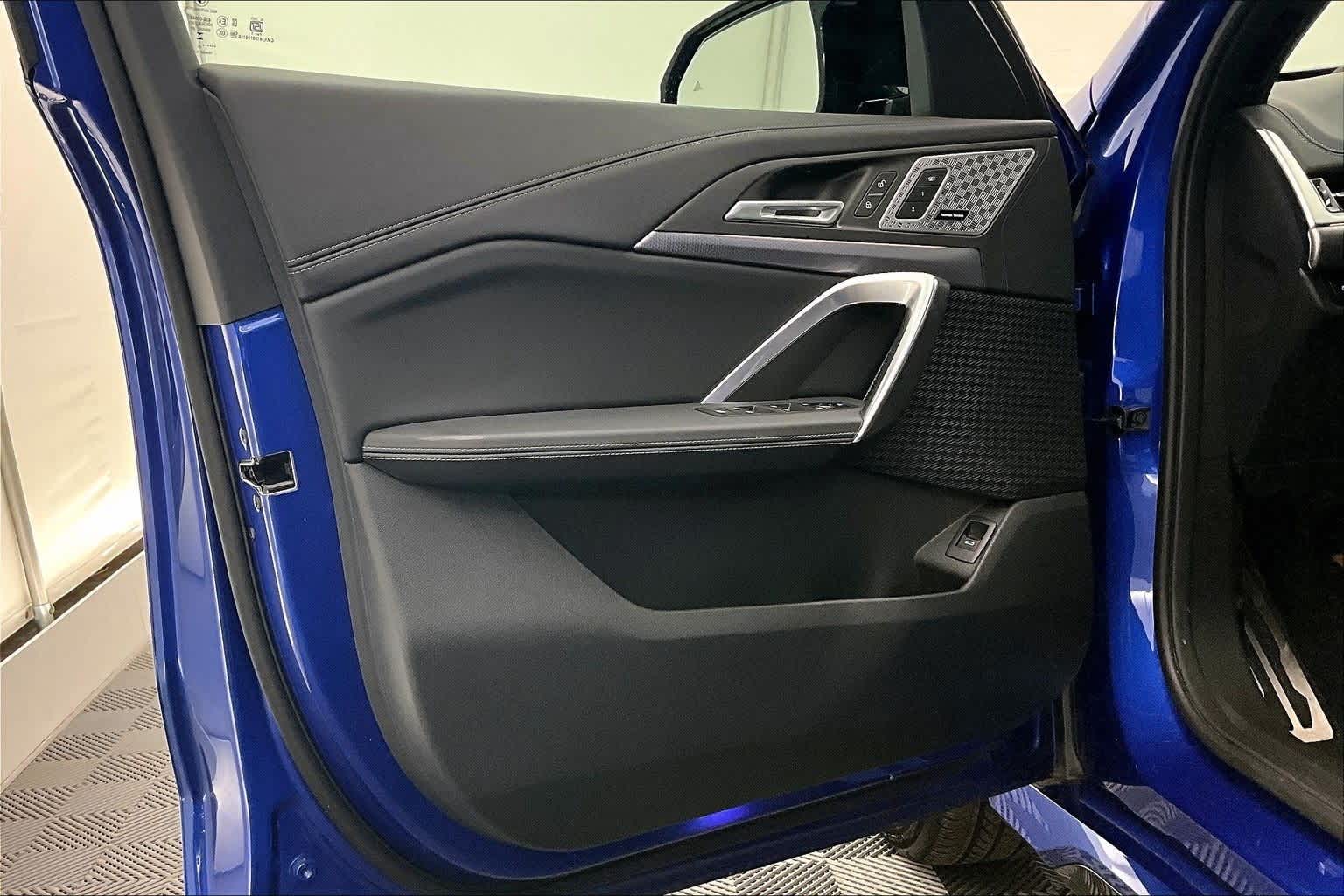 Thumbnail: 2025 BMW X1 - 27