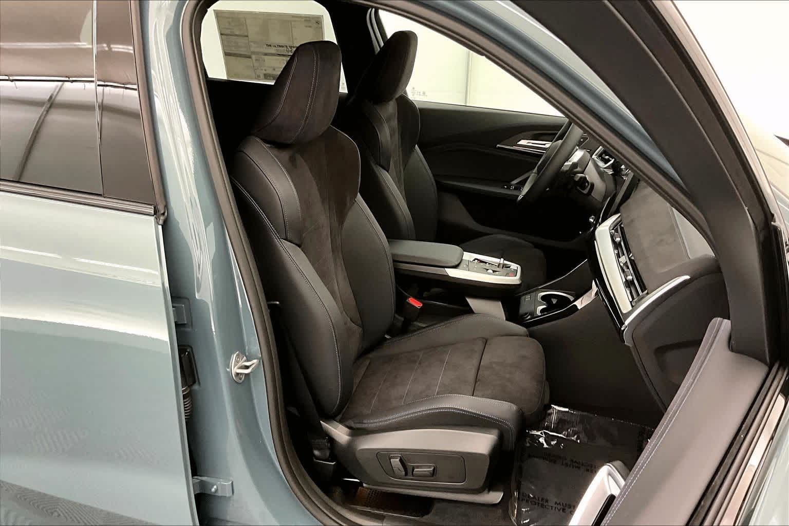 Thumbnail: 2026 BMW X1 - 14