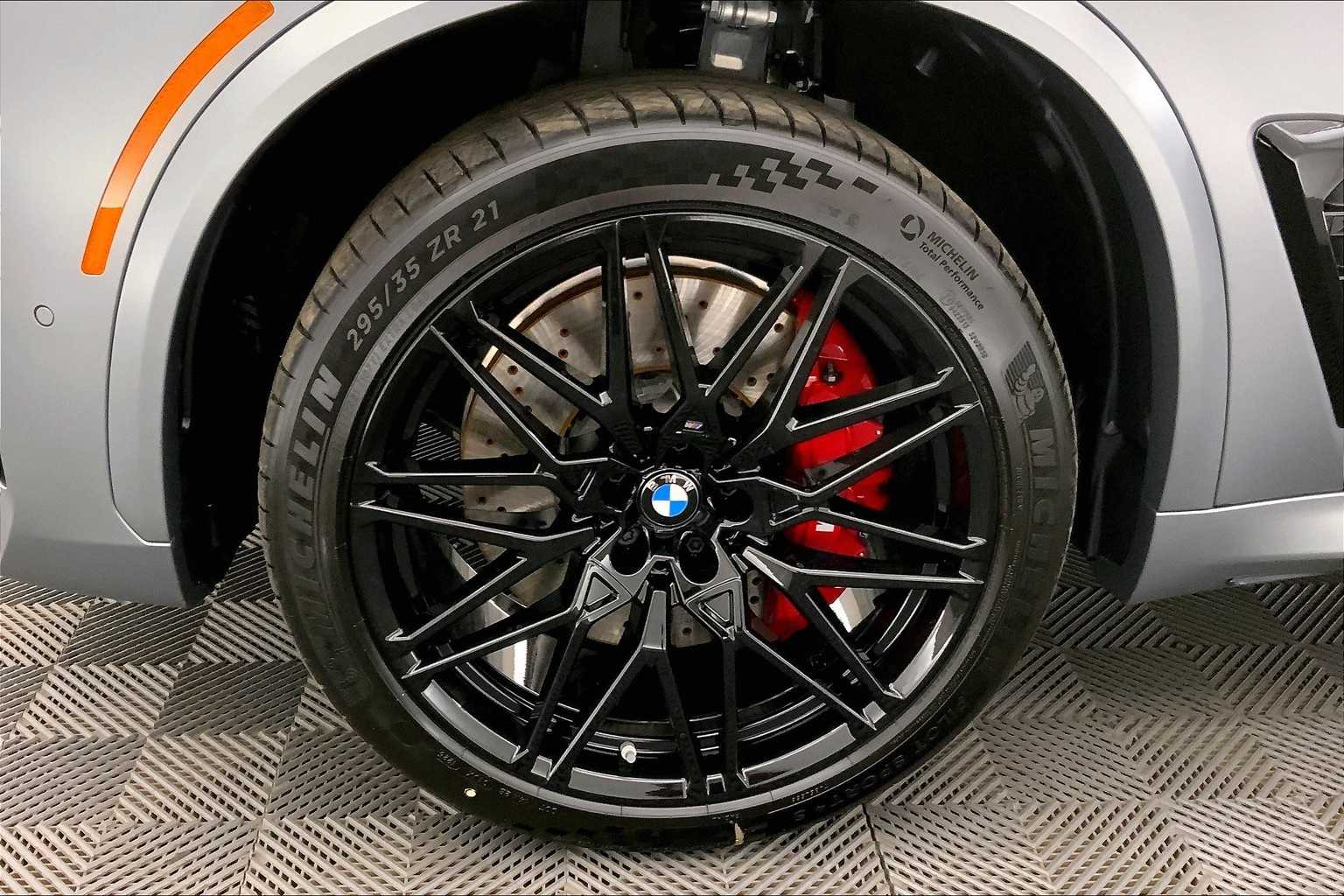 Thumbnail: 2026 BMW X5 - 8