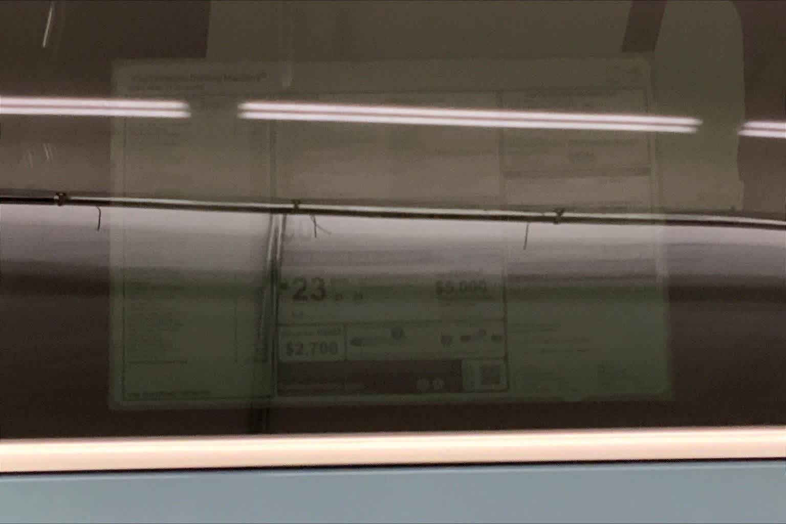 Thumbnail: 2026 BMW X7 - 23