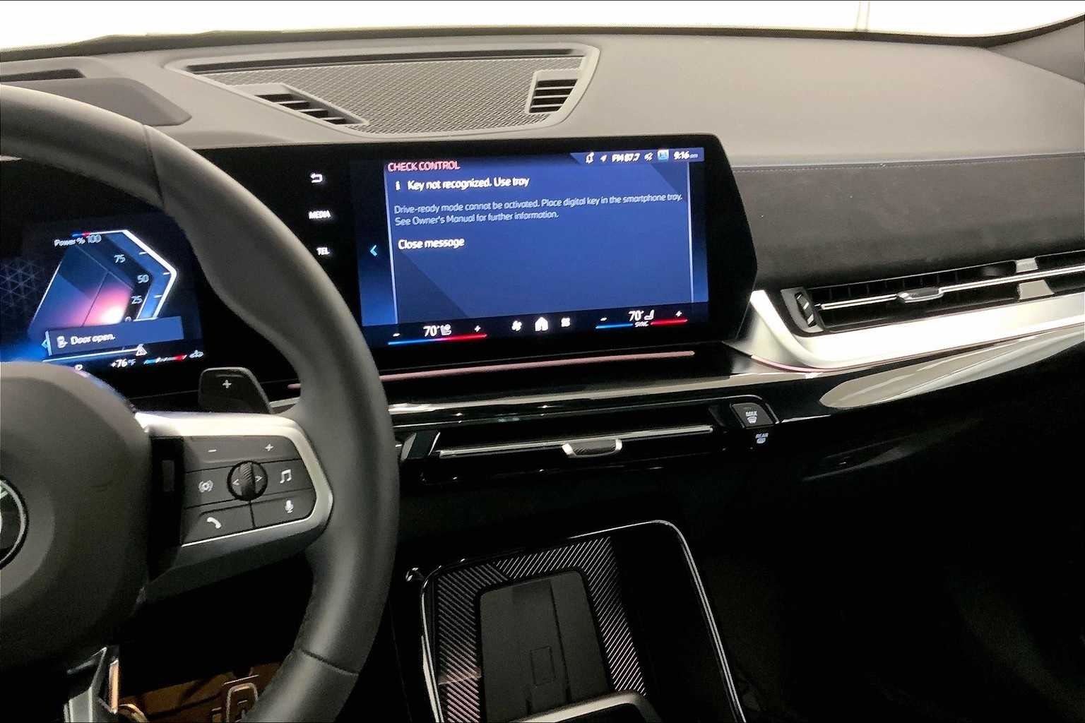 Thumbnail: 2025 BMW X2 - 15