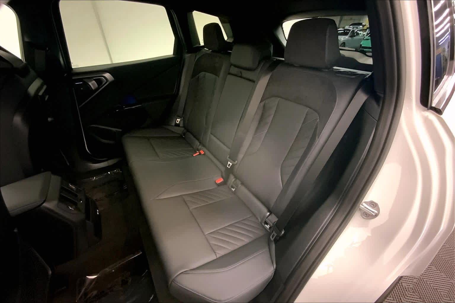 Thumbnail: 2026 BMW X3 - 13