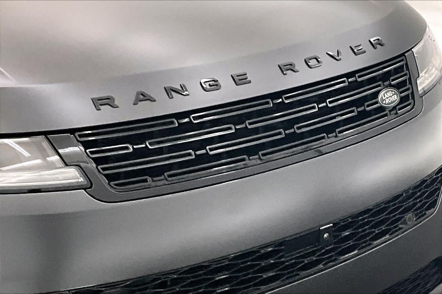 Thumbnail: 2026 Land Rover Range Rover Sport - 33
