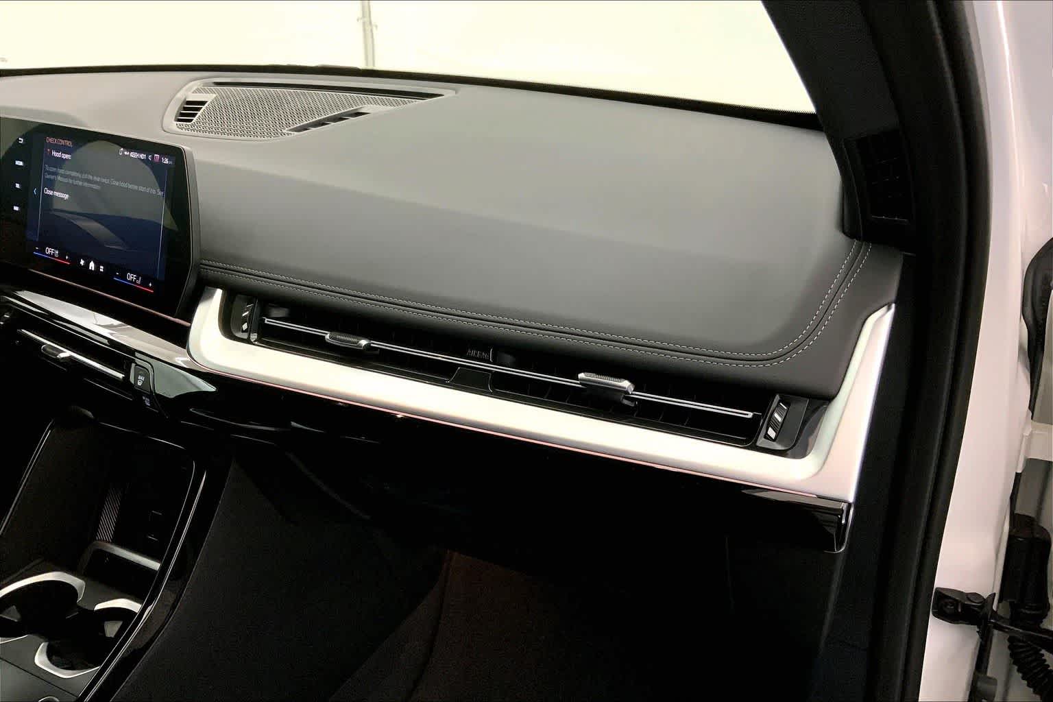 Thumbnail: 2025 BMW X1 - 23