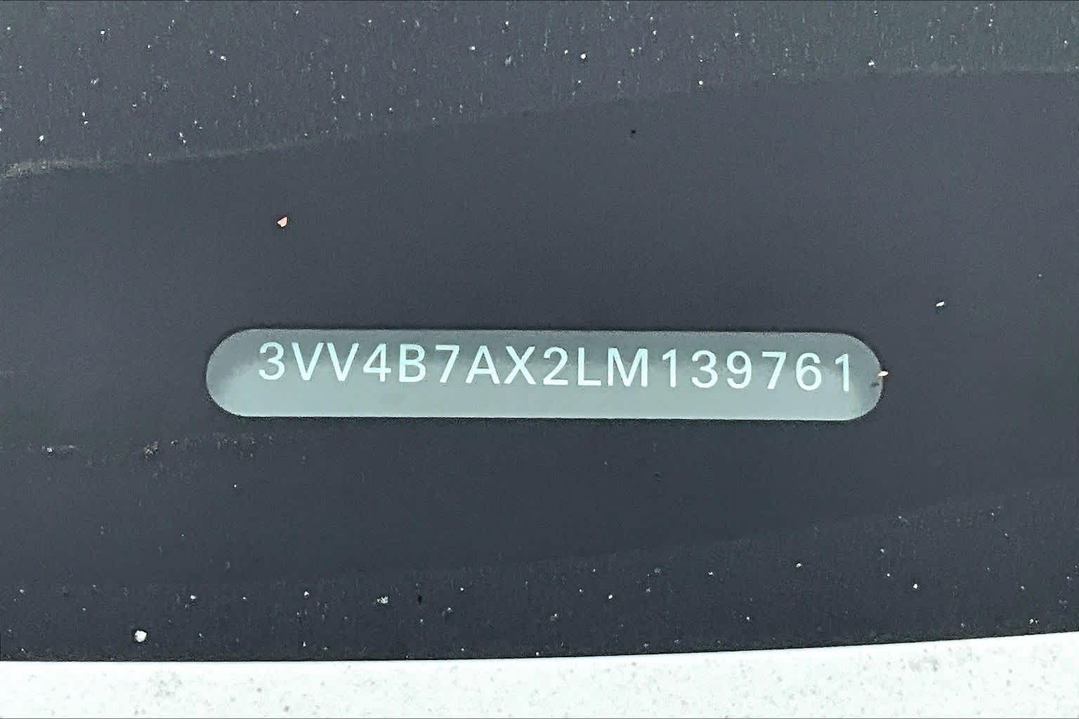 Thumbnail: 2020 Volkswagen Tiguan - 21