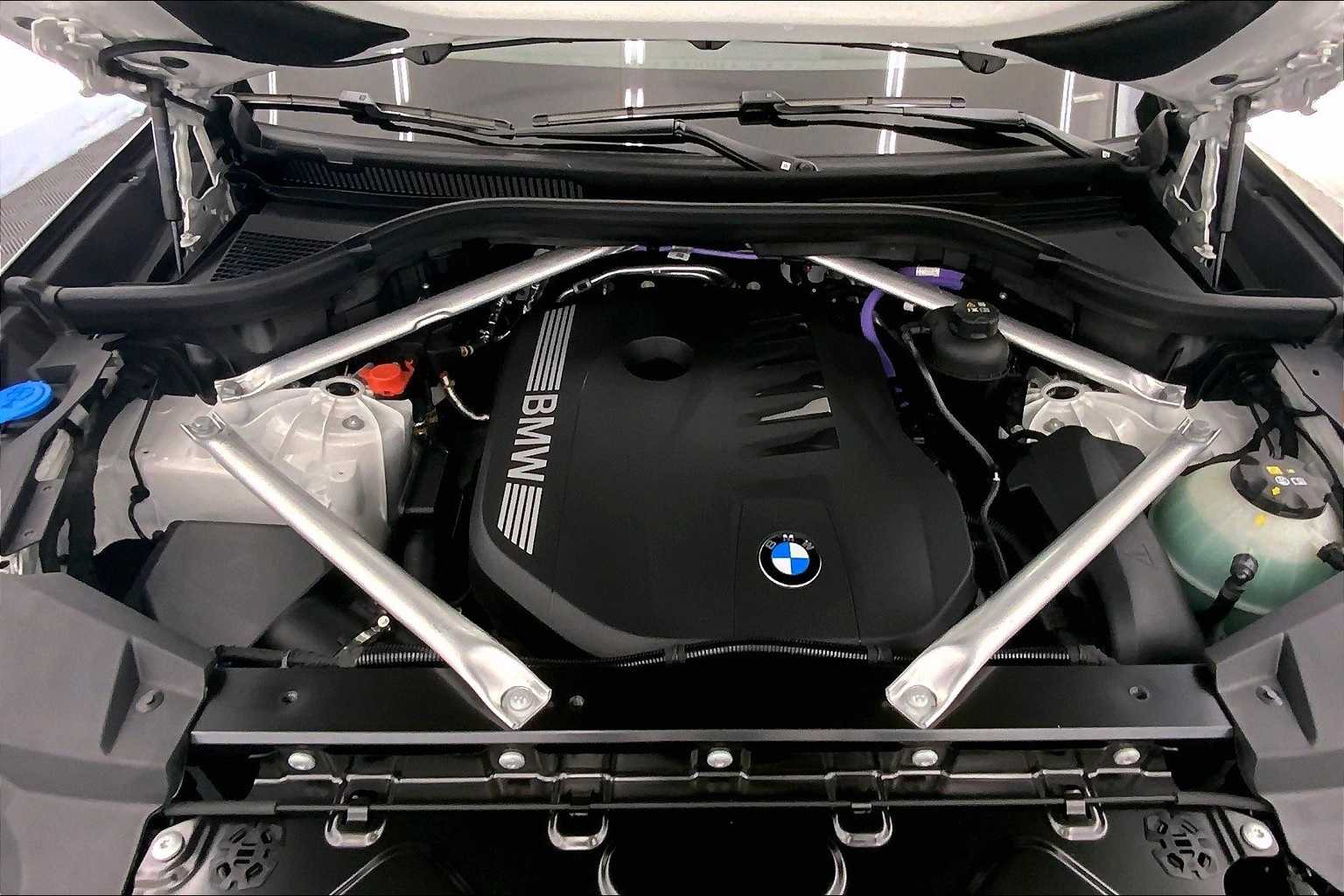 Thumbnail: 2026 BMW X5 - 9