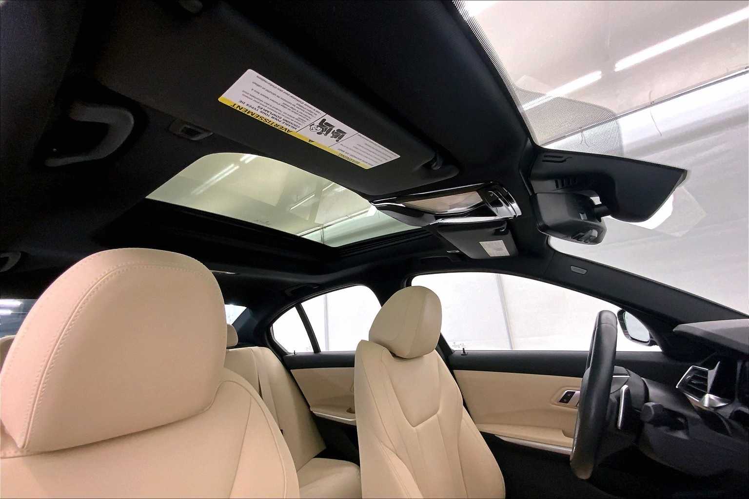 Thumbnail: 2021 BMW 3 Series - 30