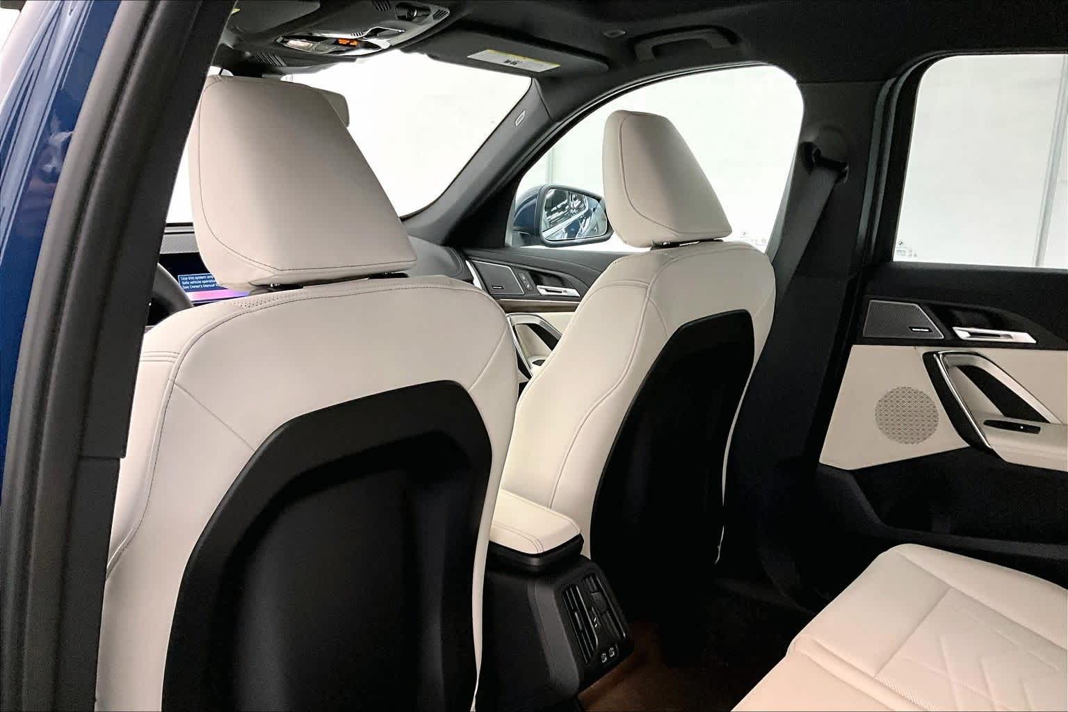 Thumbnail: 2026 BMW X1 - 12