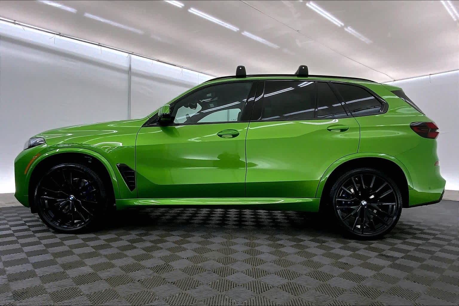 Thumbnail: 2026 BMW X5 - 3