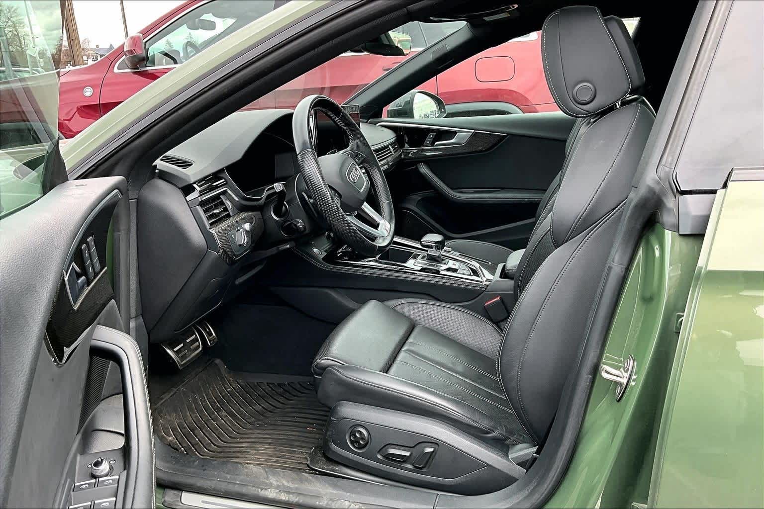 Thumbnail: 2022 Audi S5 - 11