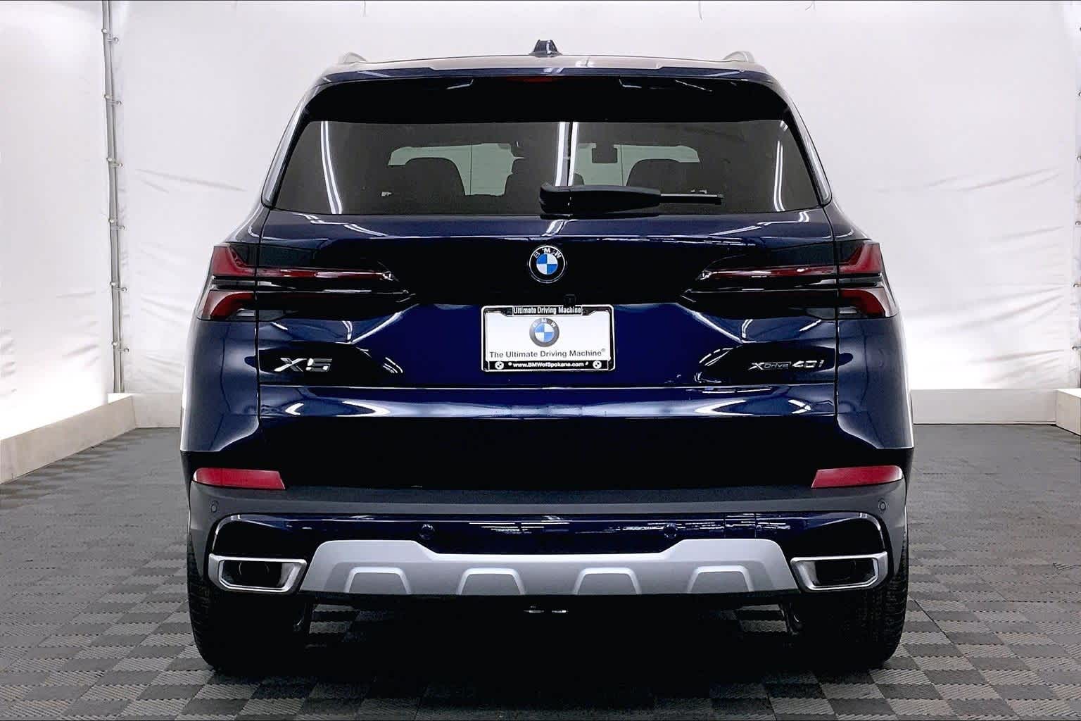 Thumbnail: 2026 BMW X5 - 5