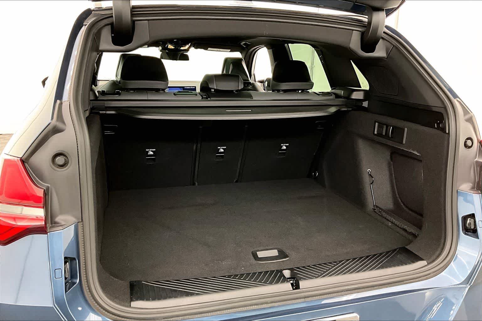 Thumbnail: 2025 BMW X3 - 18