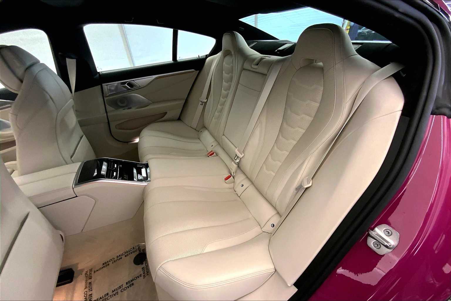 Thumbnail: 2026 BMW 8 Series - 13