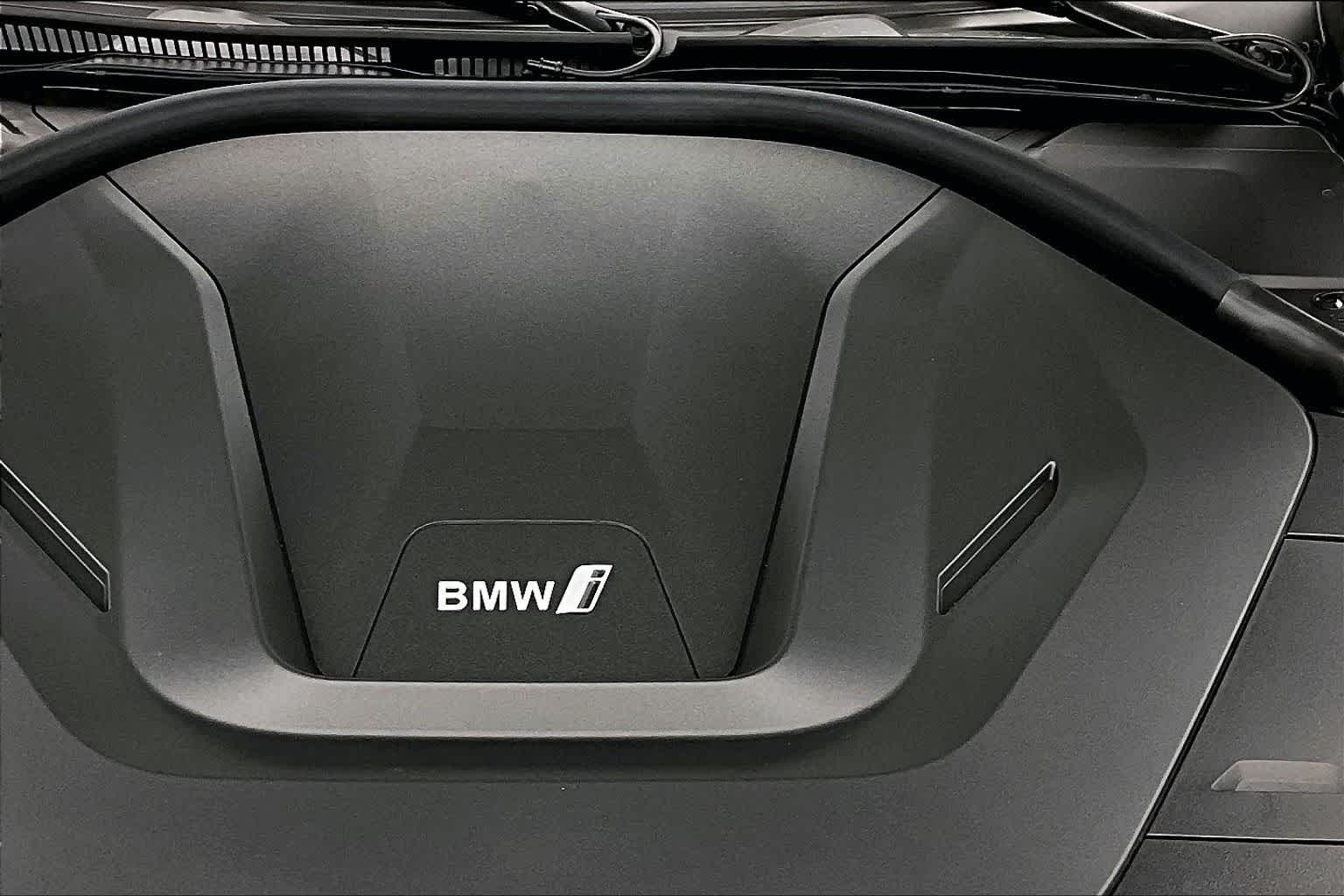 Thumbnail: 2026 BMW i4 - 9