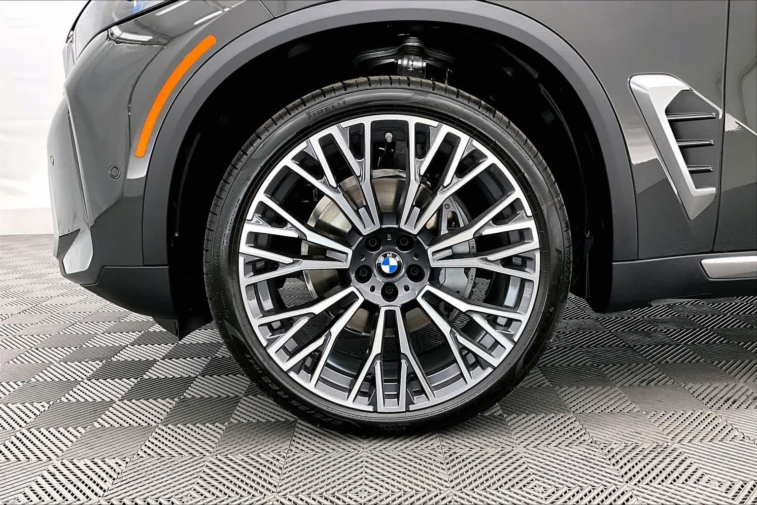 Thumbnail: 2026 BMW X5 - 8