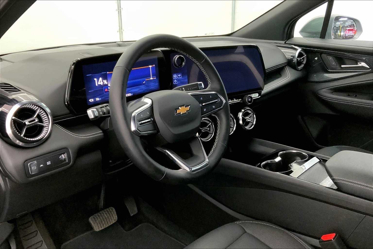 Thumbnail: 2024 Chevrolet Blazer EV - 2