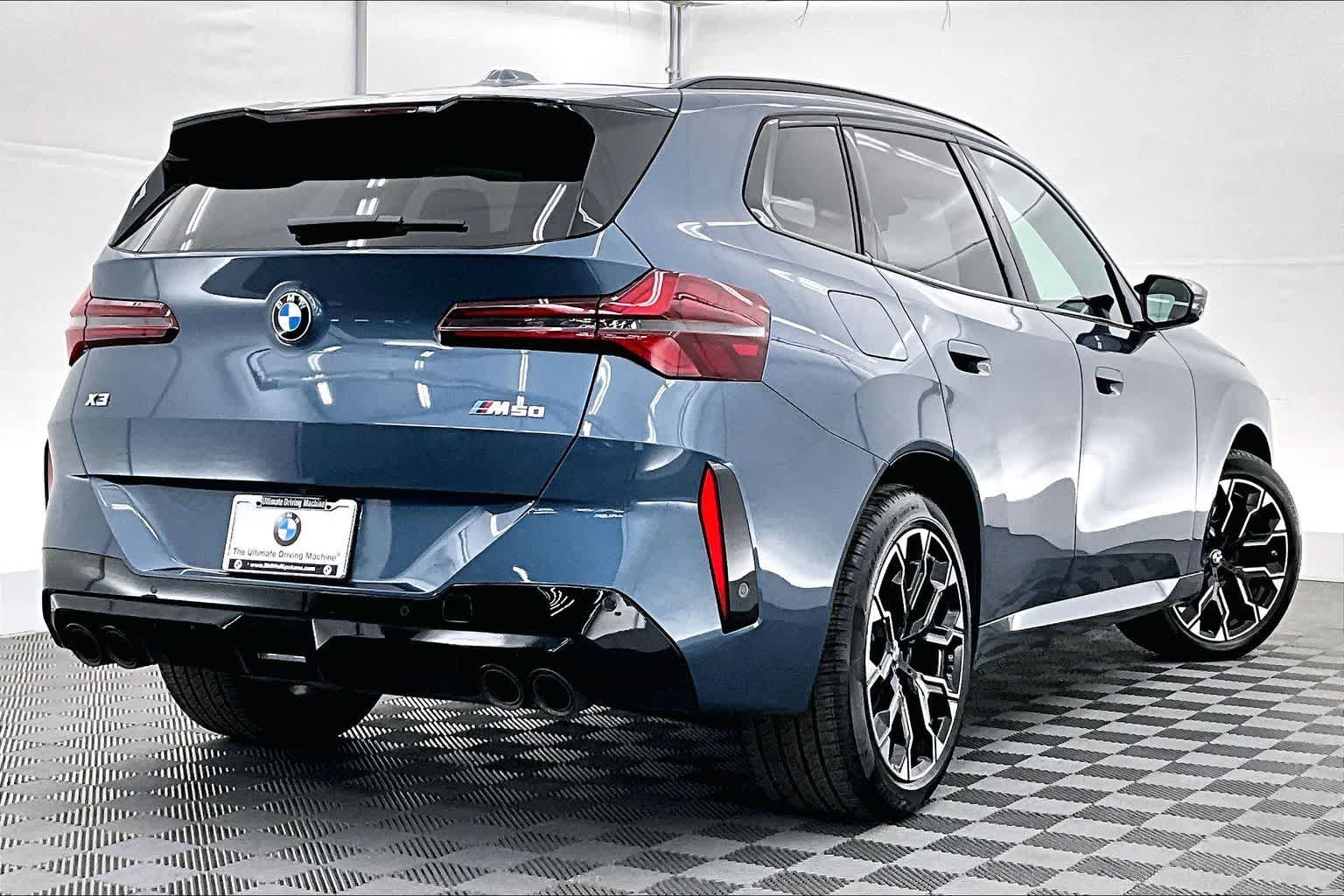 Thumbnail: 2025 BMW X3 - 22