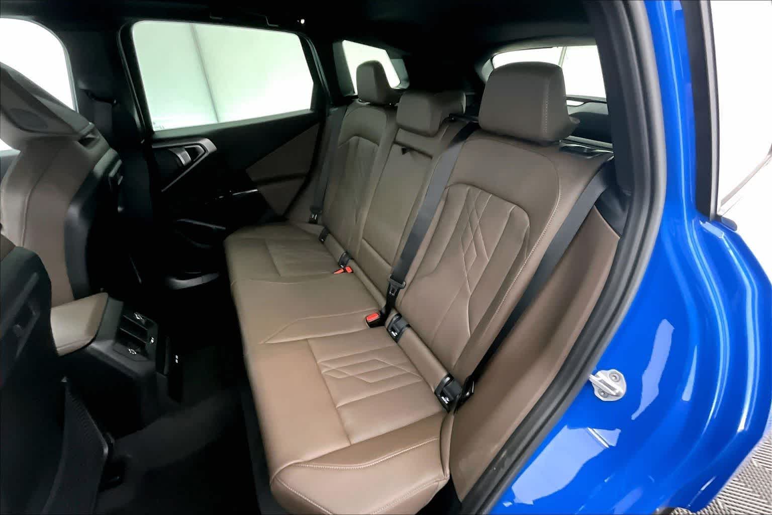 Thumbnail: 2026 BMW X3 - 13