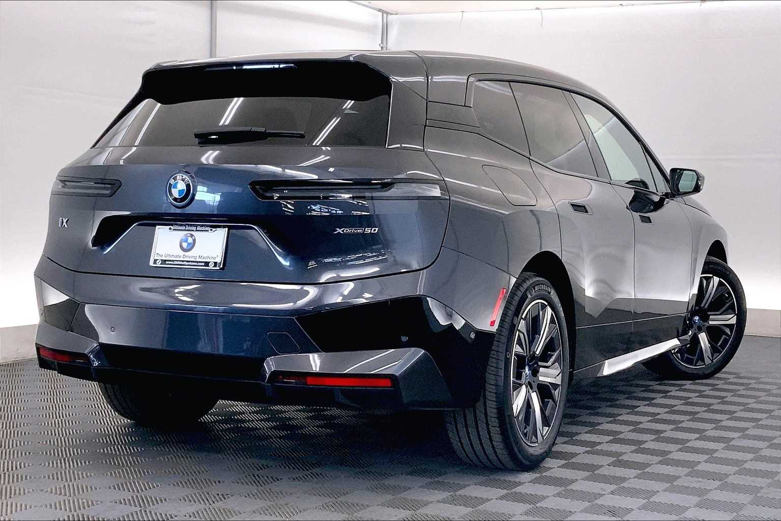 Thumbnail: 2024 BMW iX - 22