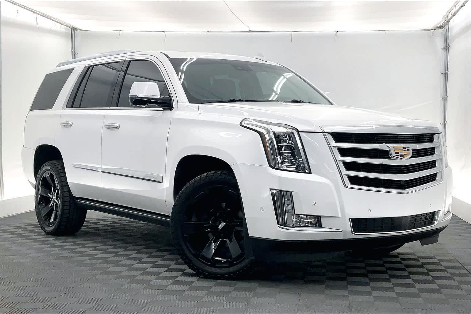 Thumbnail: 2020 Cadillac Escalade - 21
