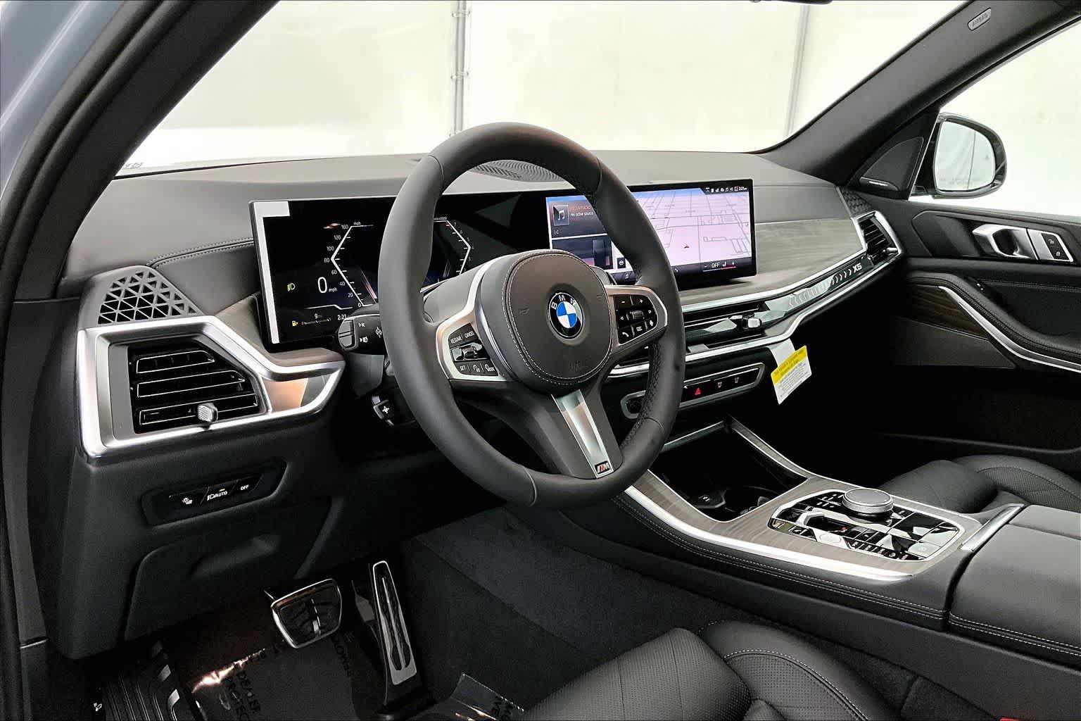 Thumbnail: 2026 BMW X5 - 2