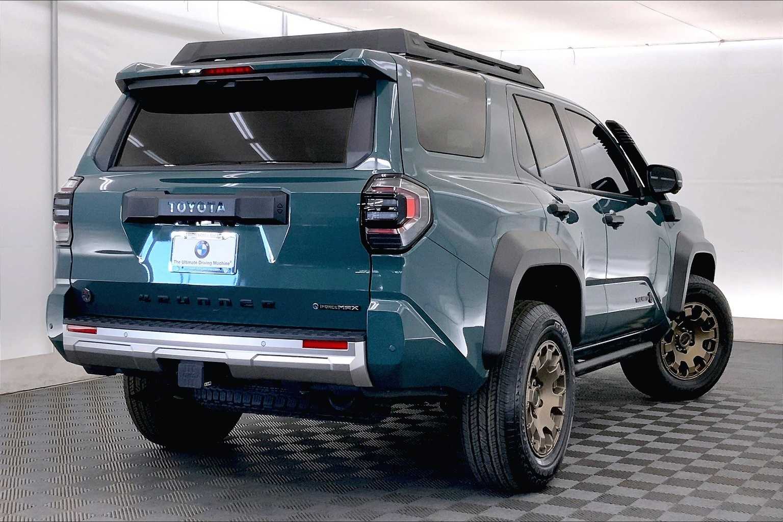 Thumbnail: 2025 Toyota 4Runner - 22