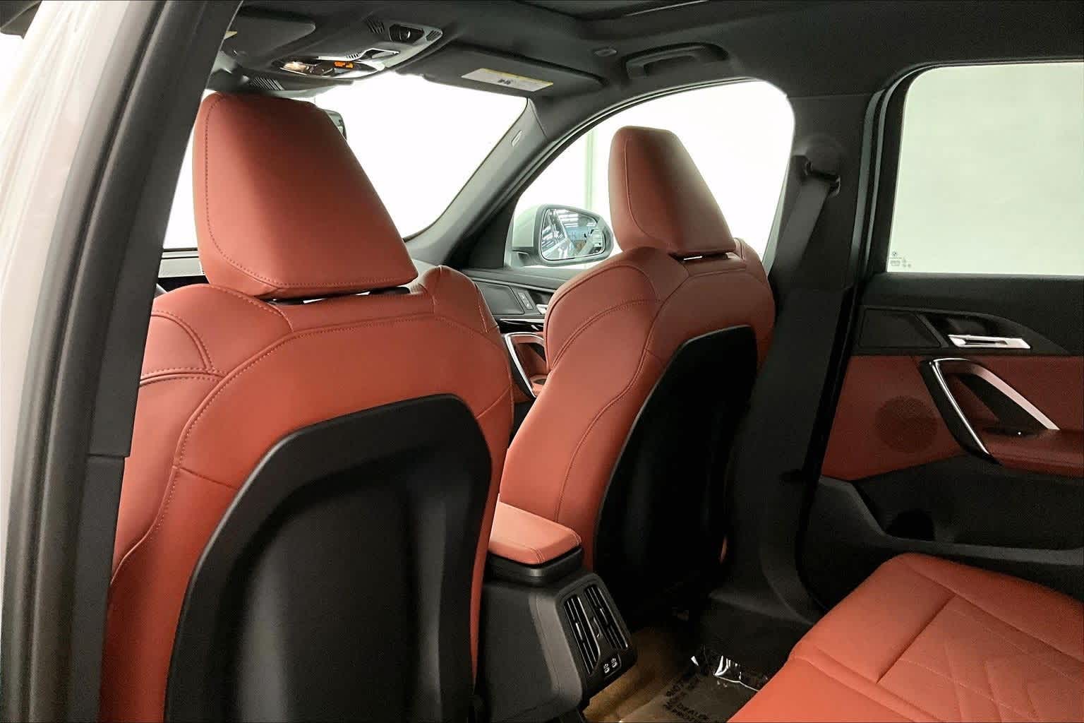 Thumbnail: 2026 BMW X1 - 12