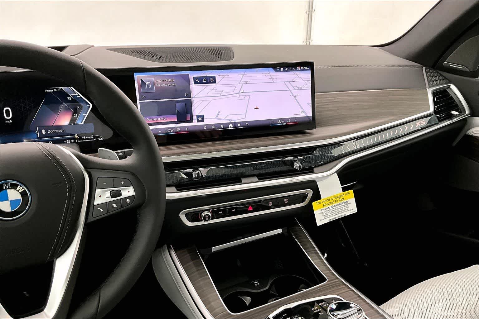 Thumbnail: 2026 BMW X5 - 16