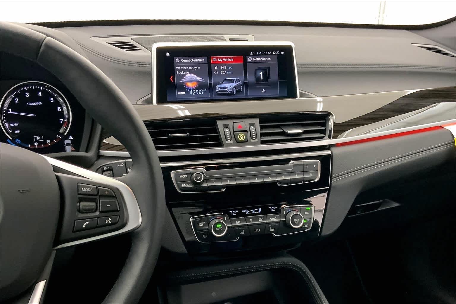 Thumbnail: 2021 BMW X1 - 13