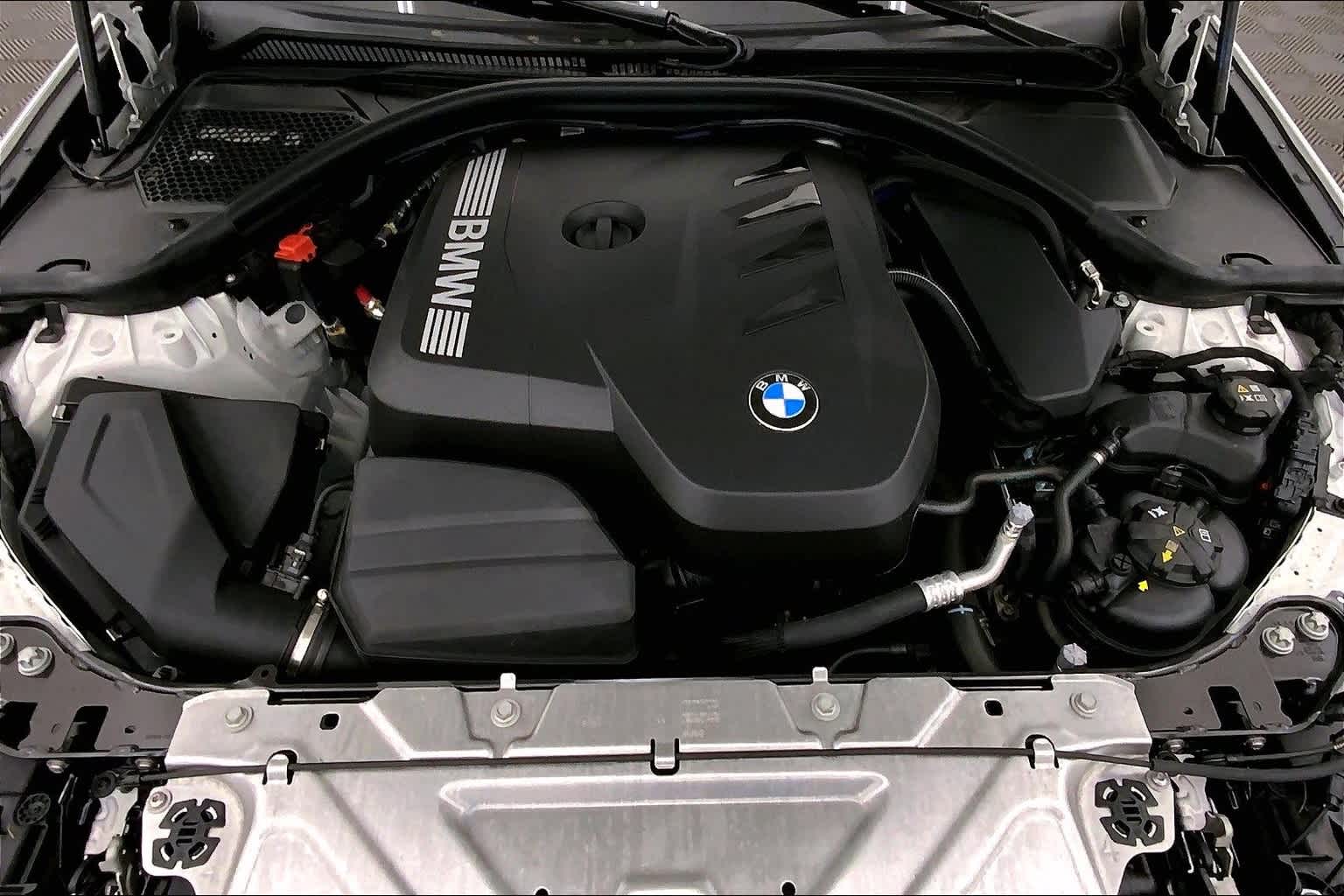 Thumbnail: 2025 BMW 3 Series - 9