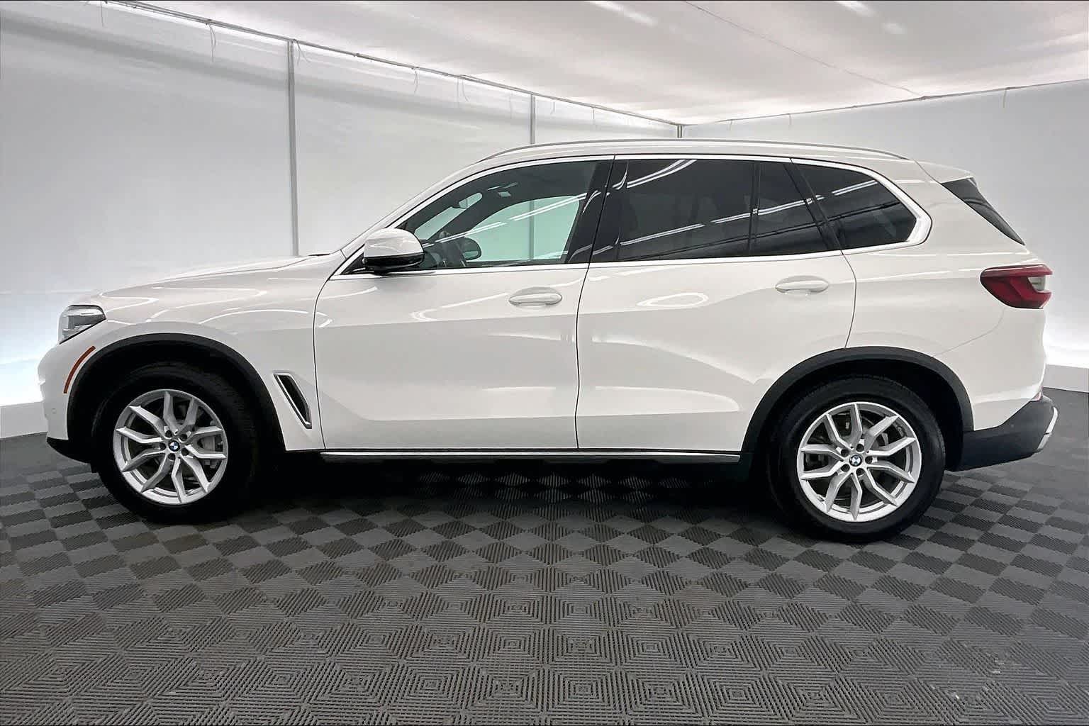 Thumbnail: 2020 BMW X5 - 3