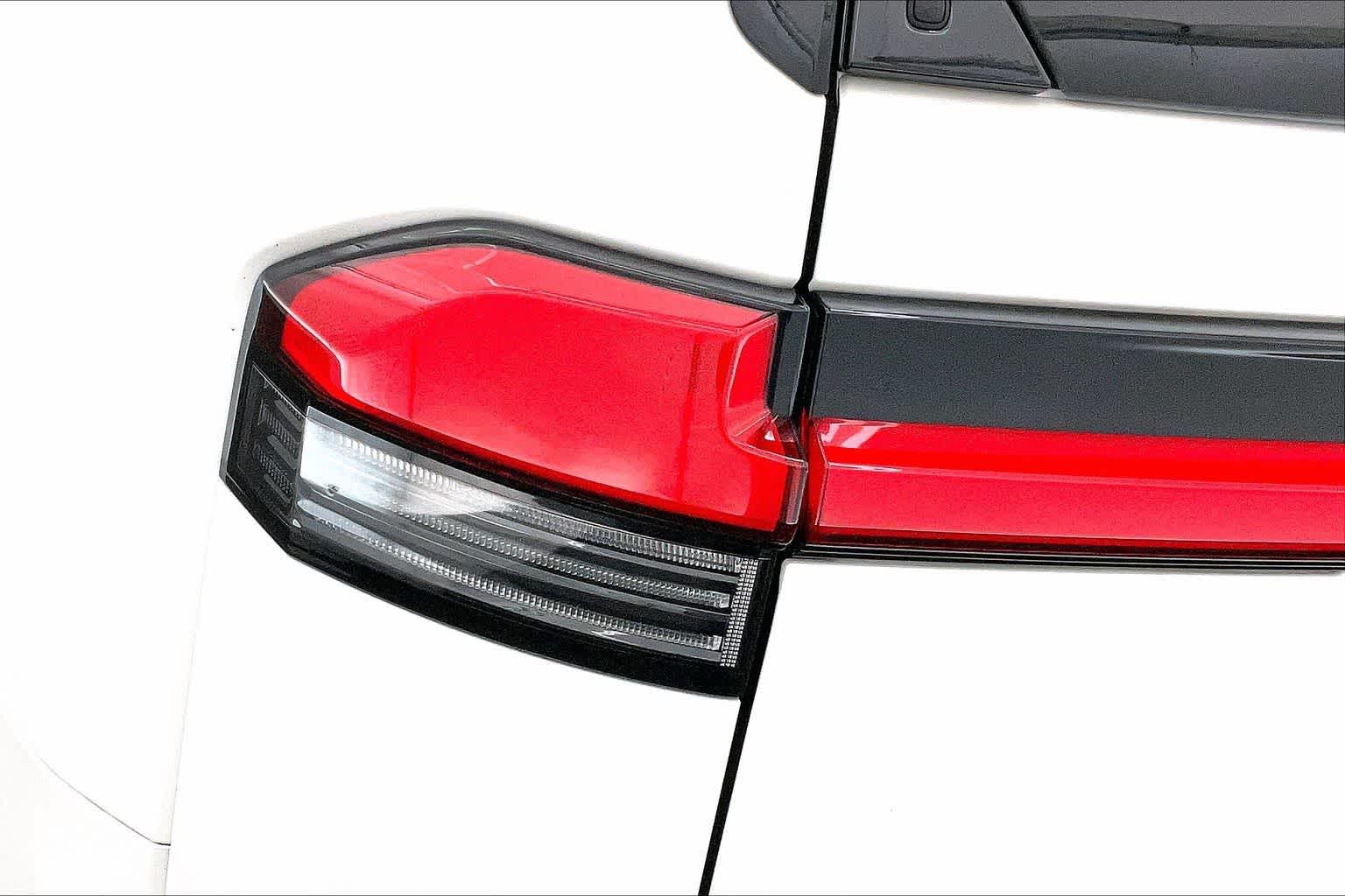 Thumbnail: 2024 Lexus ES - 31