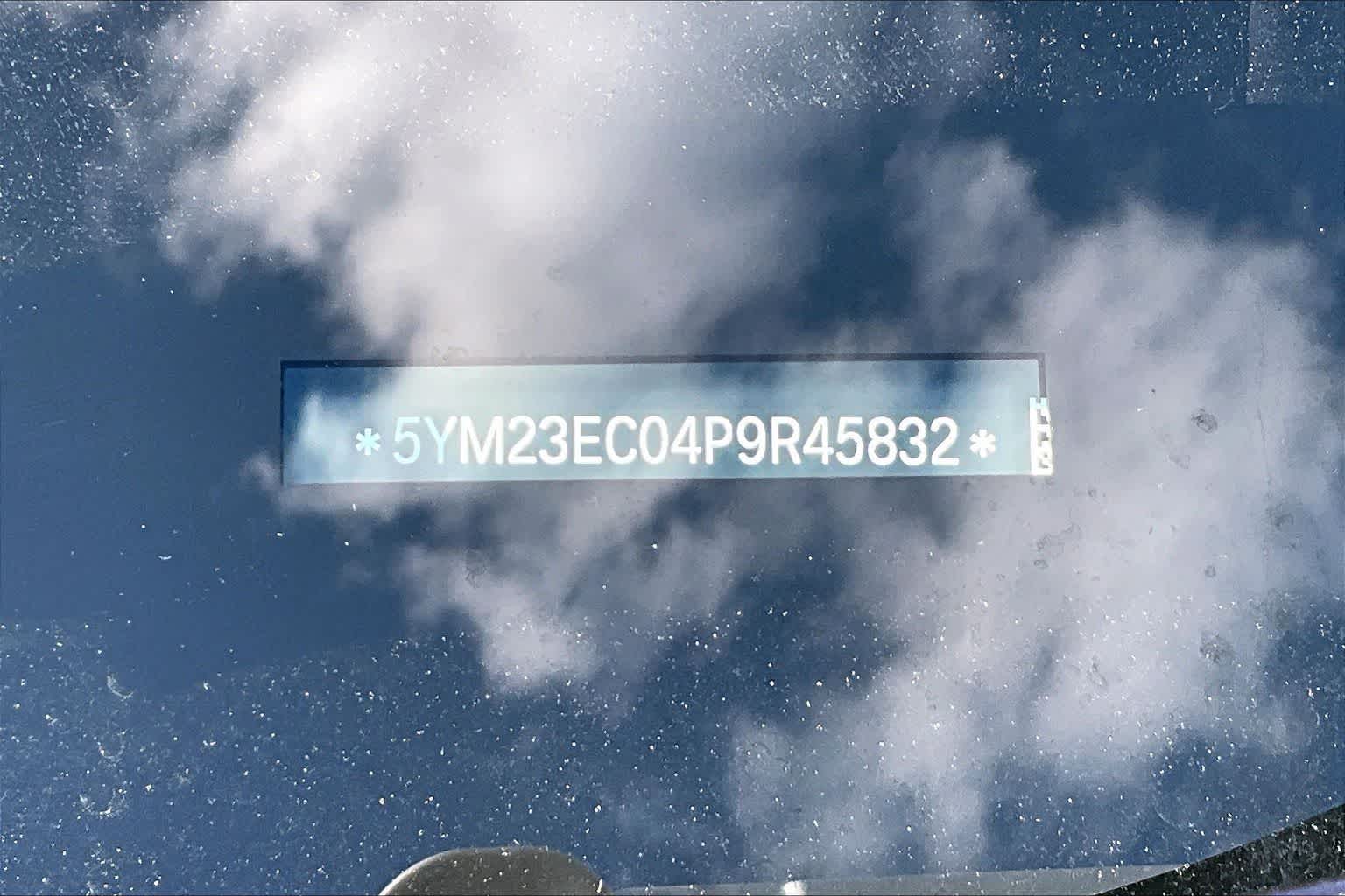 Thumbnail: 2023 BMW X4 - 21