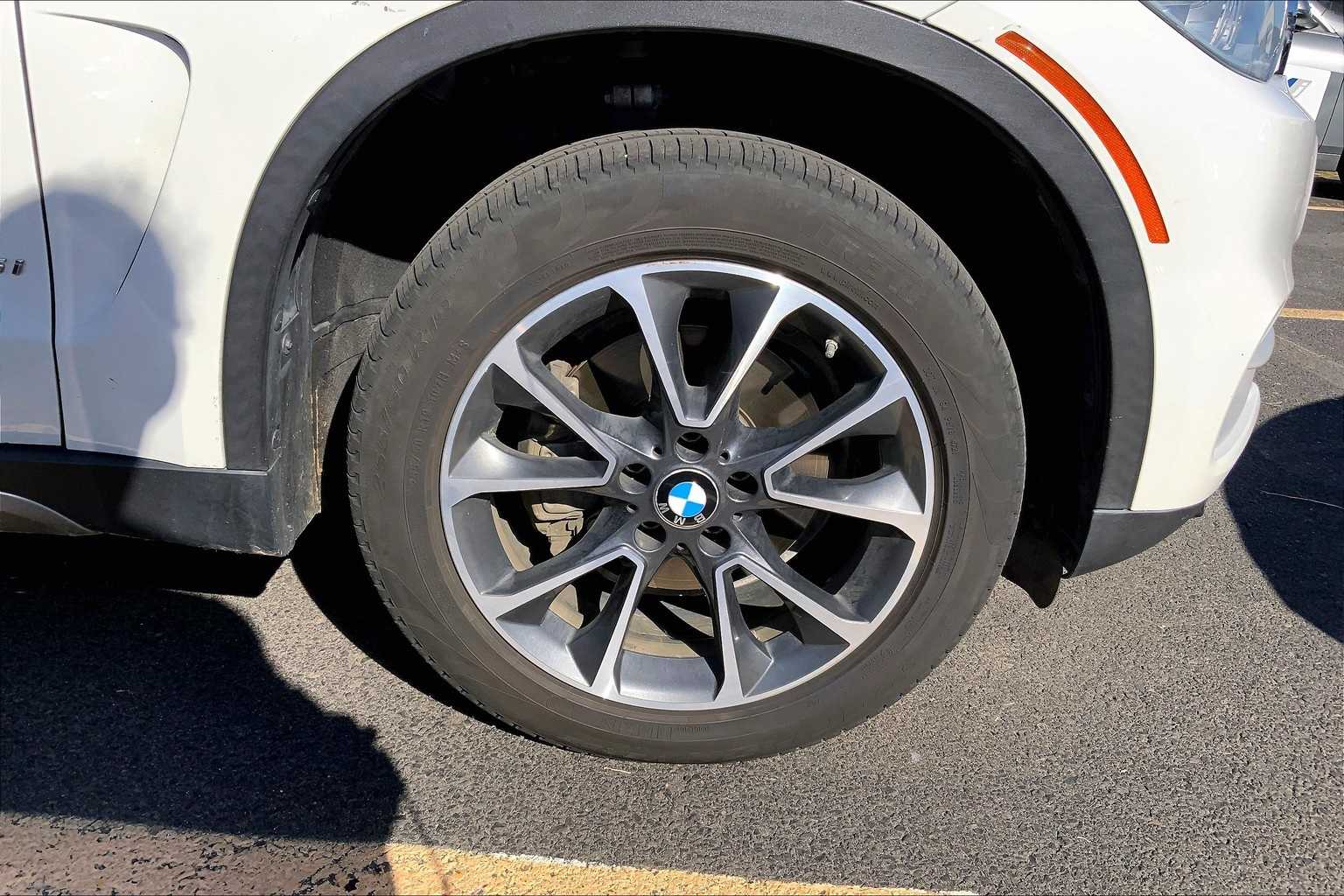 Thumbnail: 2018 BMW X5 - 13