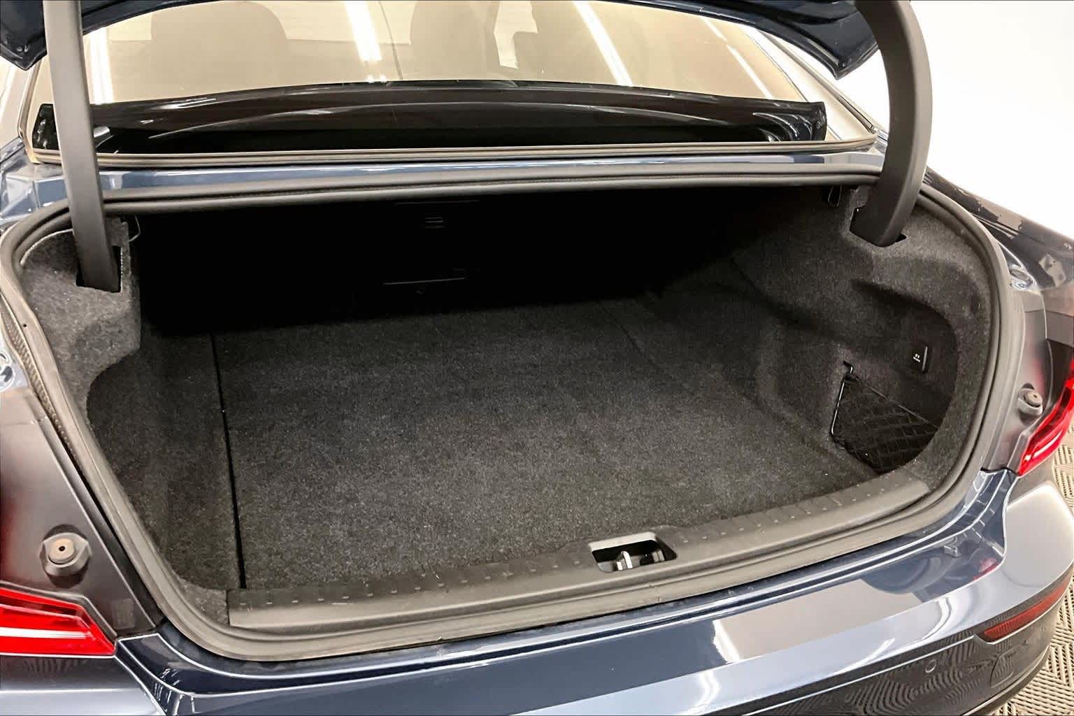 Thumbnail: 2022 Volvo S60 - 18