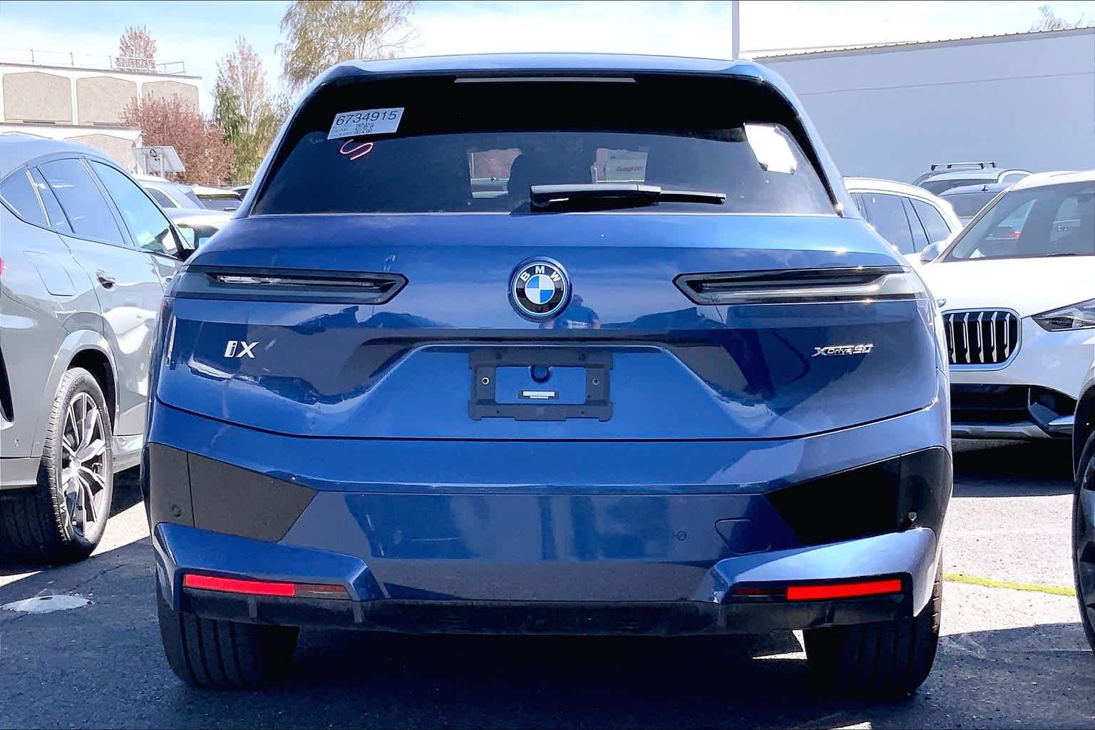 Thumbnail: 2023 BMW iX - 5