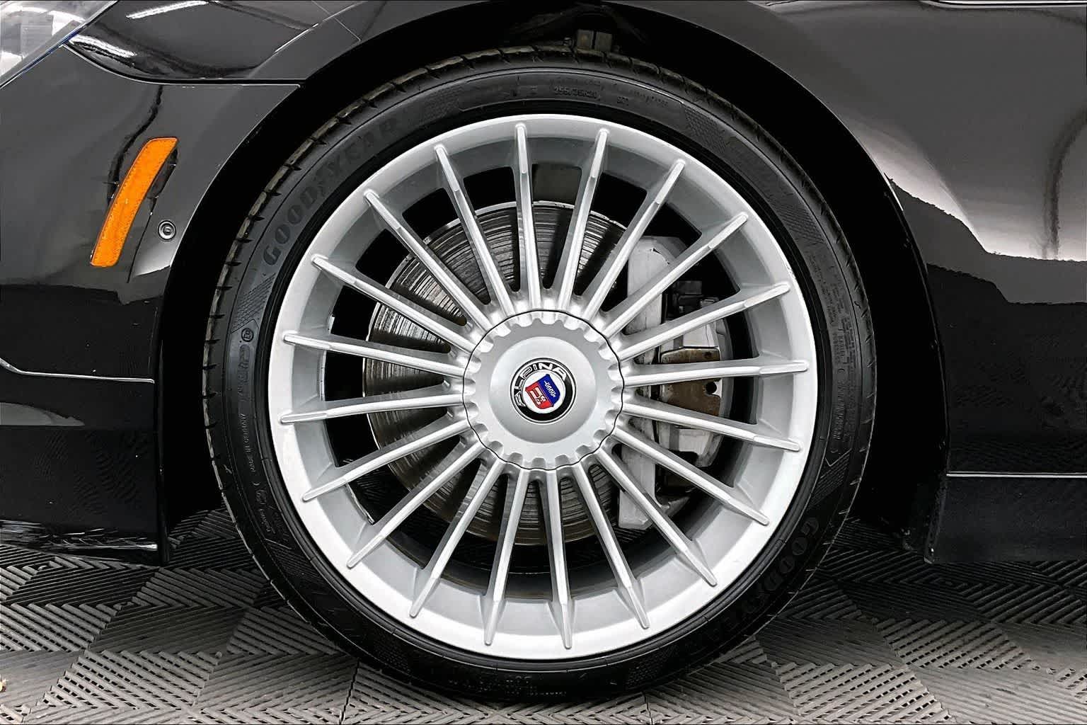 Thumbnail: 2015 BMW 6 Series - 8