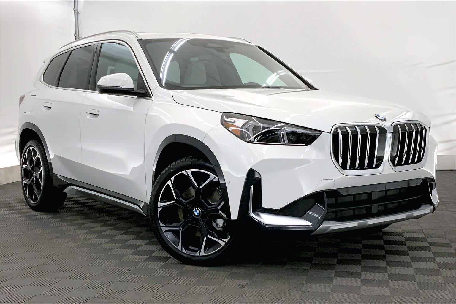 Thumbnail: 2026 BMW X1 - 21