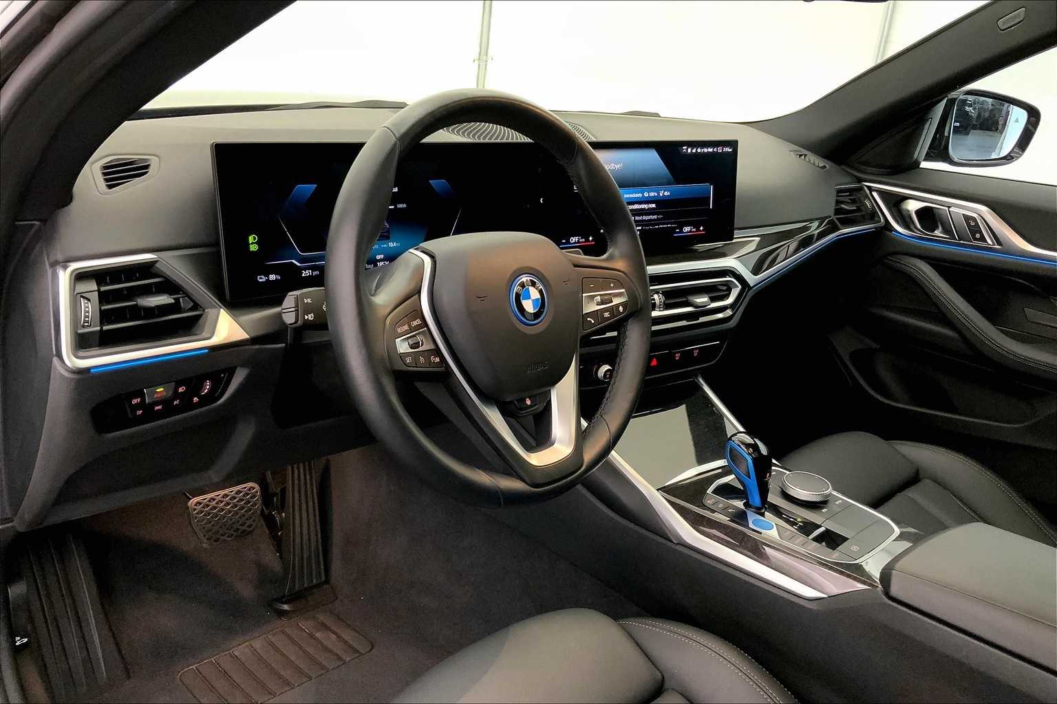 Thumbnail: 2023 BMW i4 - 2