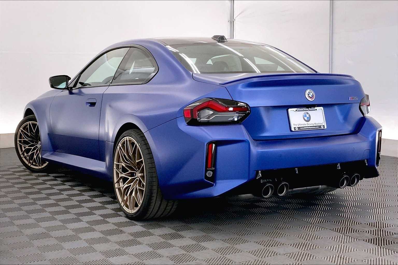 Thumbnail: 2025 BMW M2 - 4