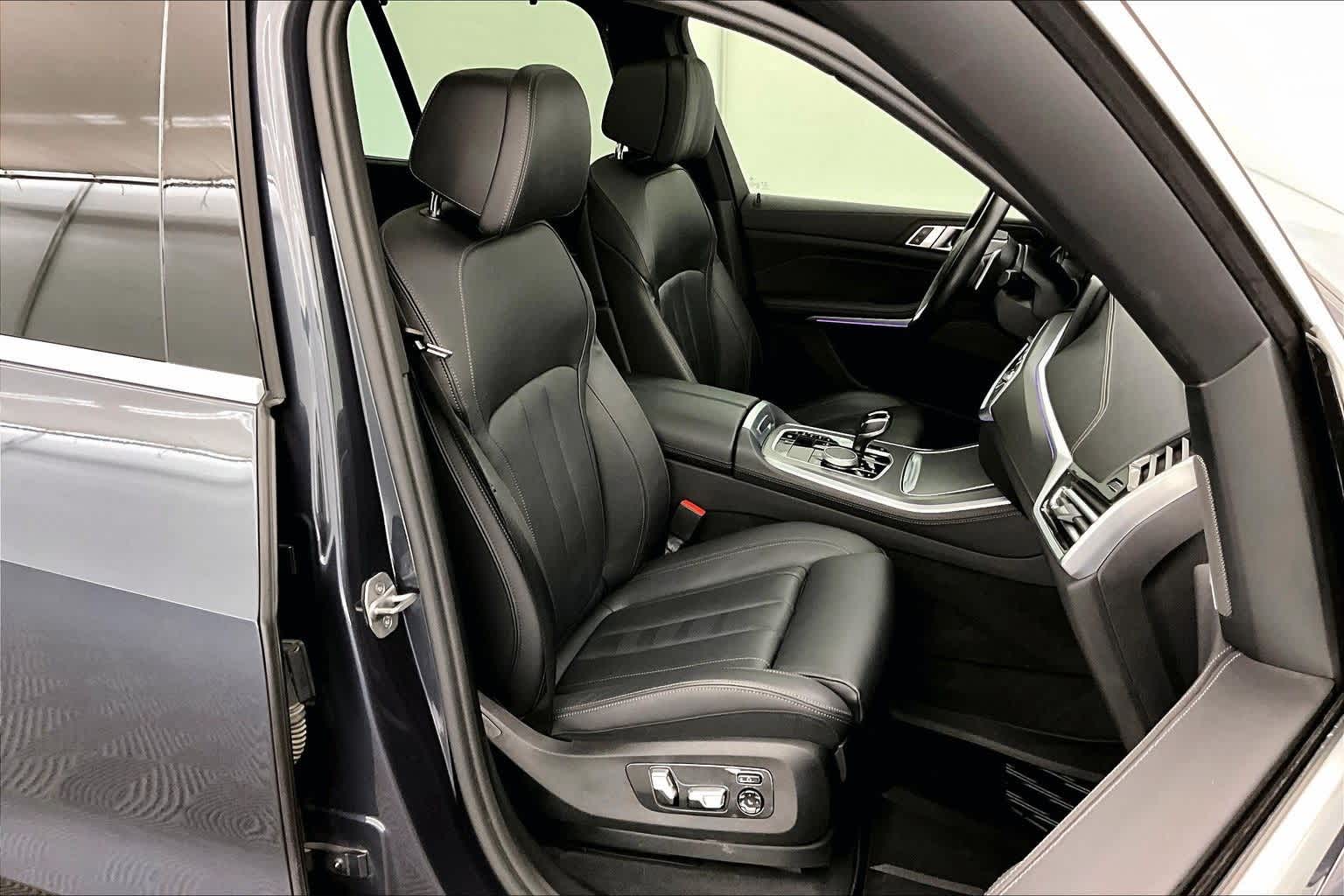 Thumbnail: 2021 BMW X5 - 13