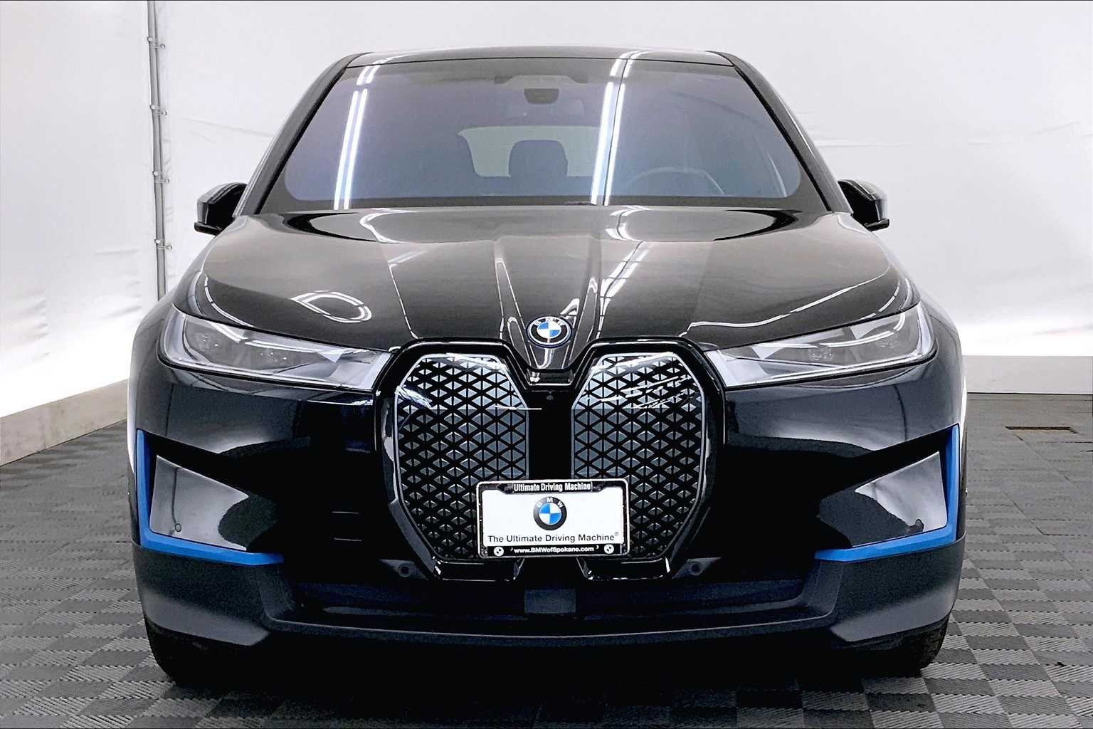 Thumbnail: 2024 BMW iX - 6