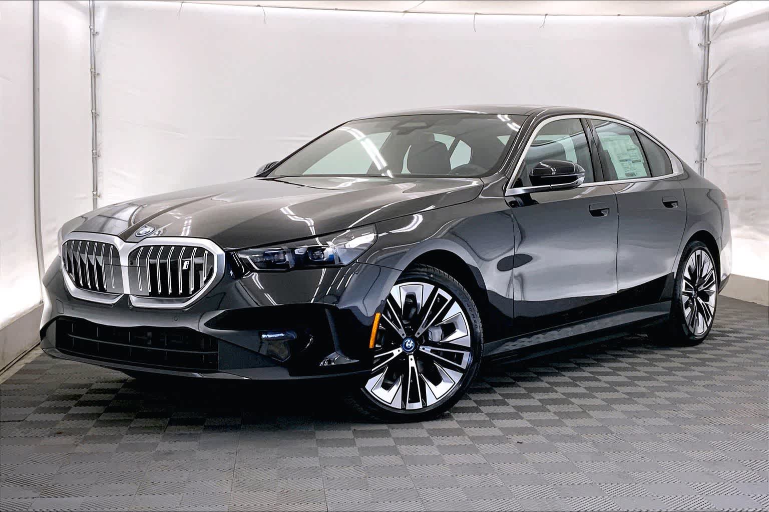 2025 BMW i5 xDrive40 -
                Spokane, WA