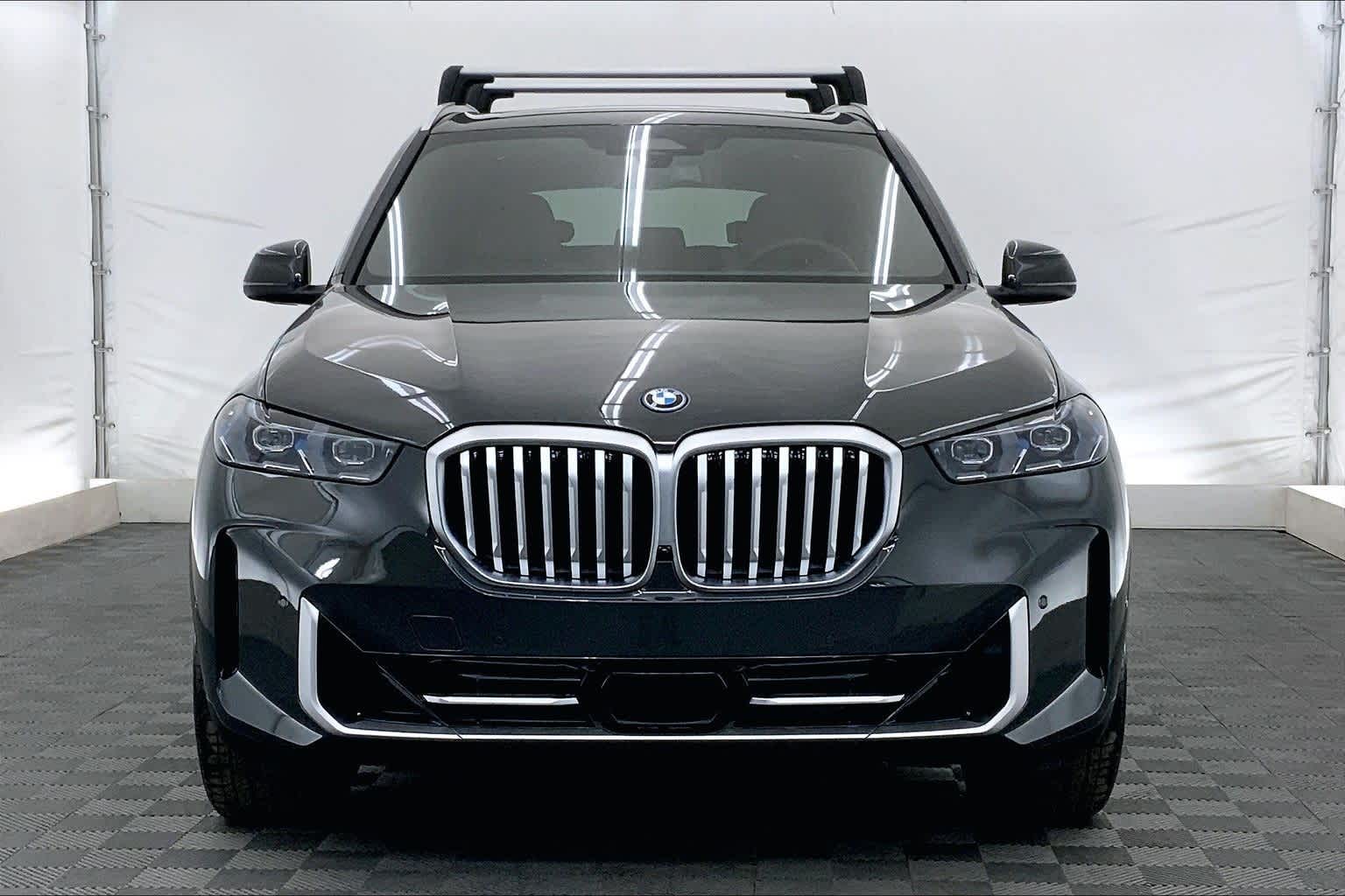 Thumbnail: 2026 BMW X5 - 6