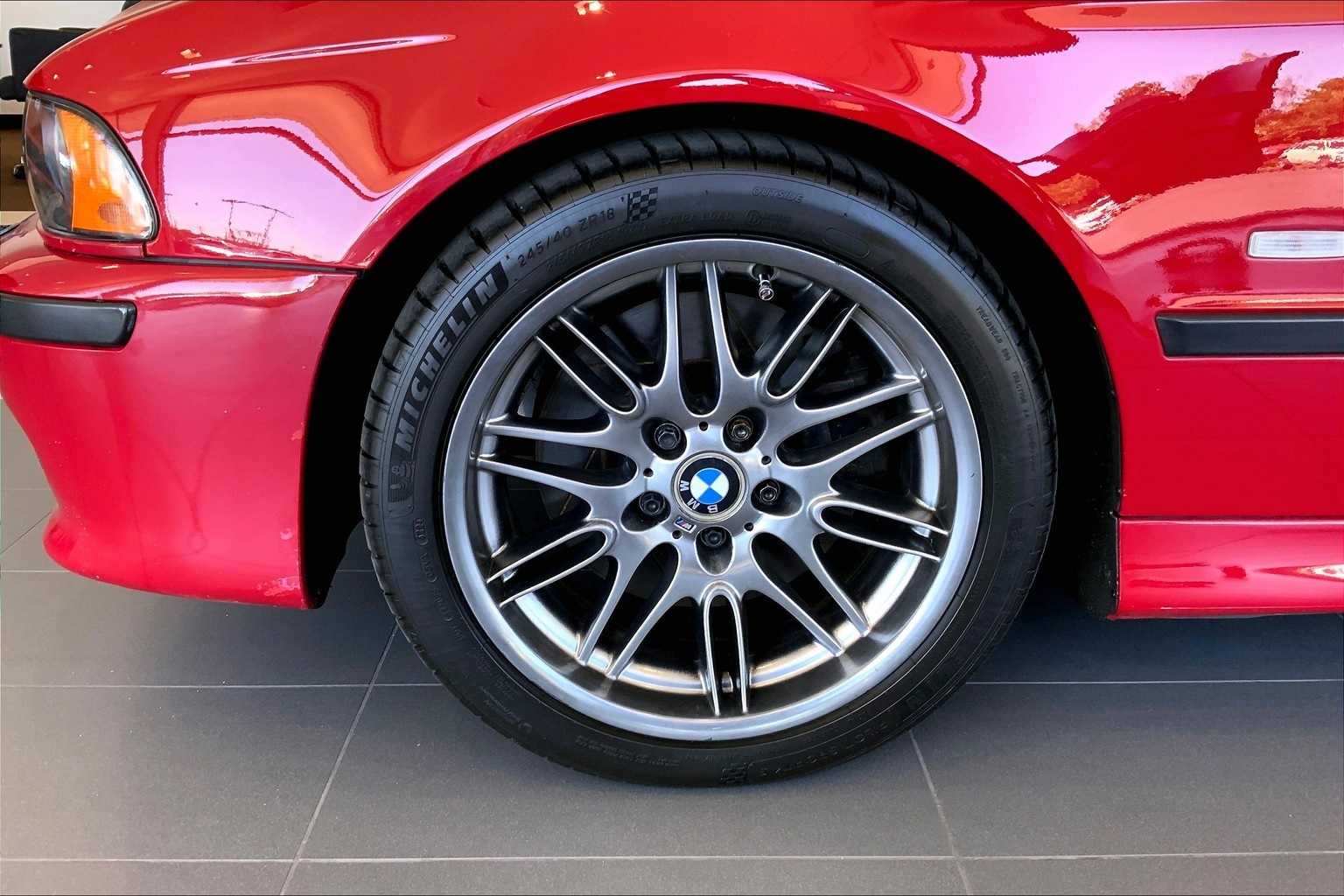 Thumbnail: 2001 BMW M5 - 8