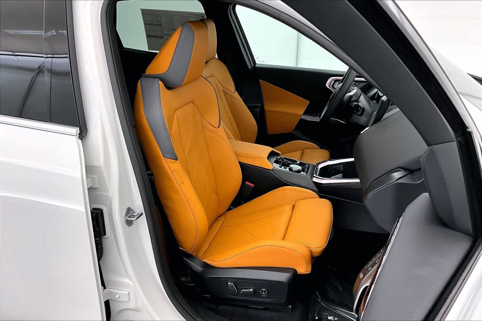 Thumbnail: 2026 BMW X3 - 14