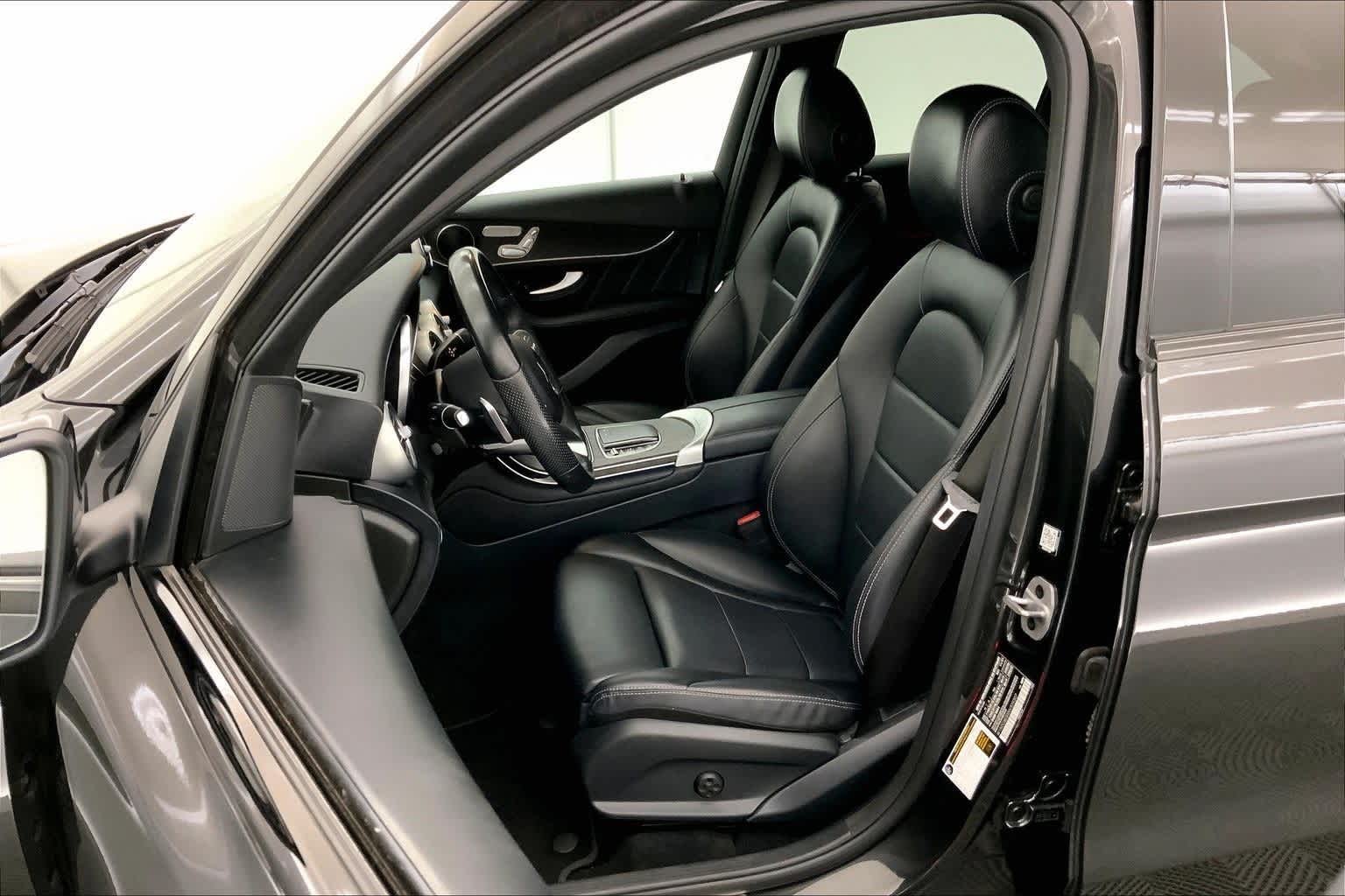 Thumbnail: 2022 Mercedes-Benz GLC - 11