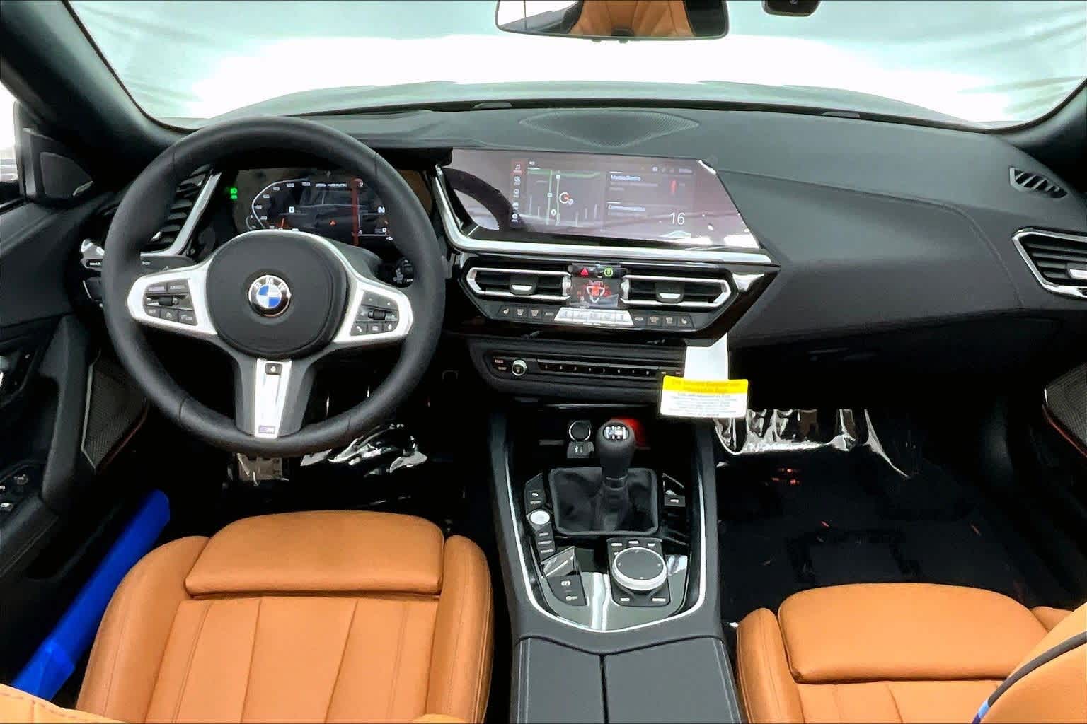 Thumbnail: 2026 BMW Z4 - 10
