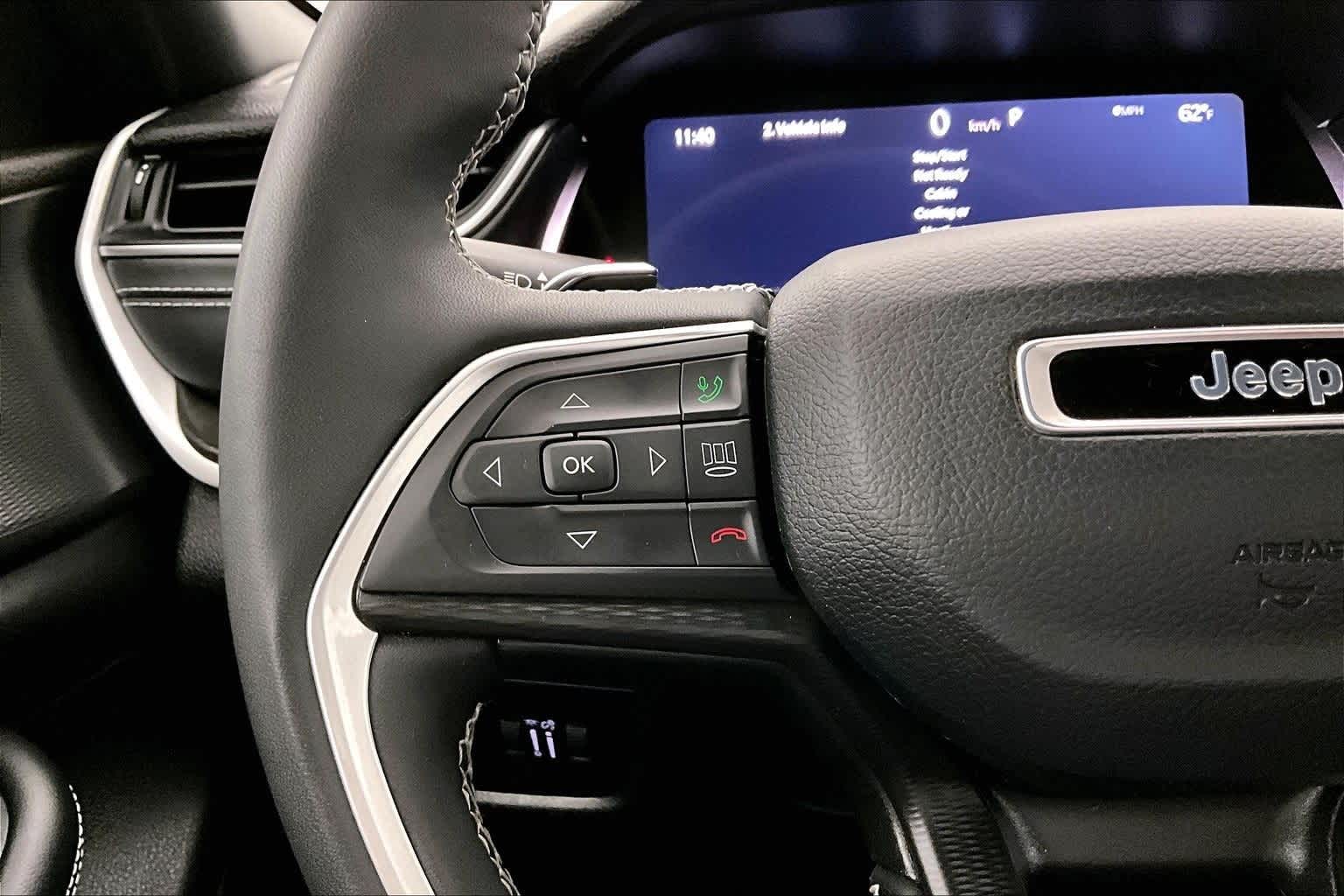 Thumbnail: 2023 Jeep Grand Cherokee - 24